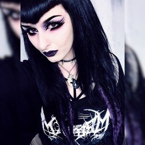 Meet your Posher, Deanna